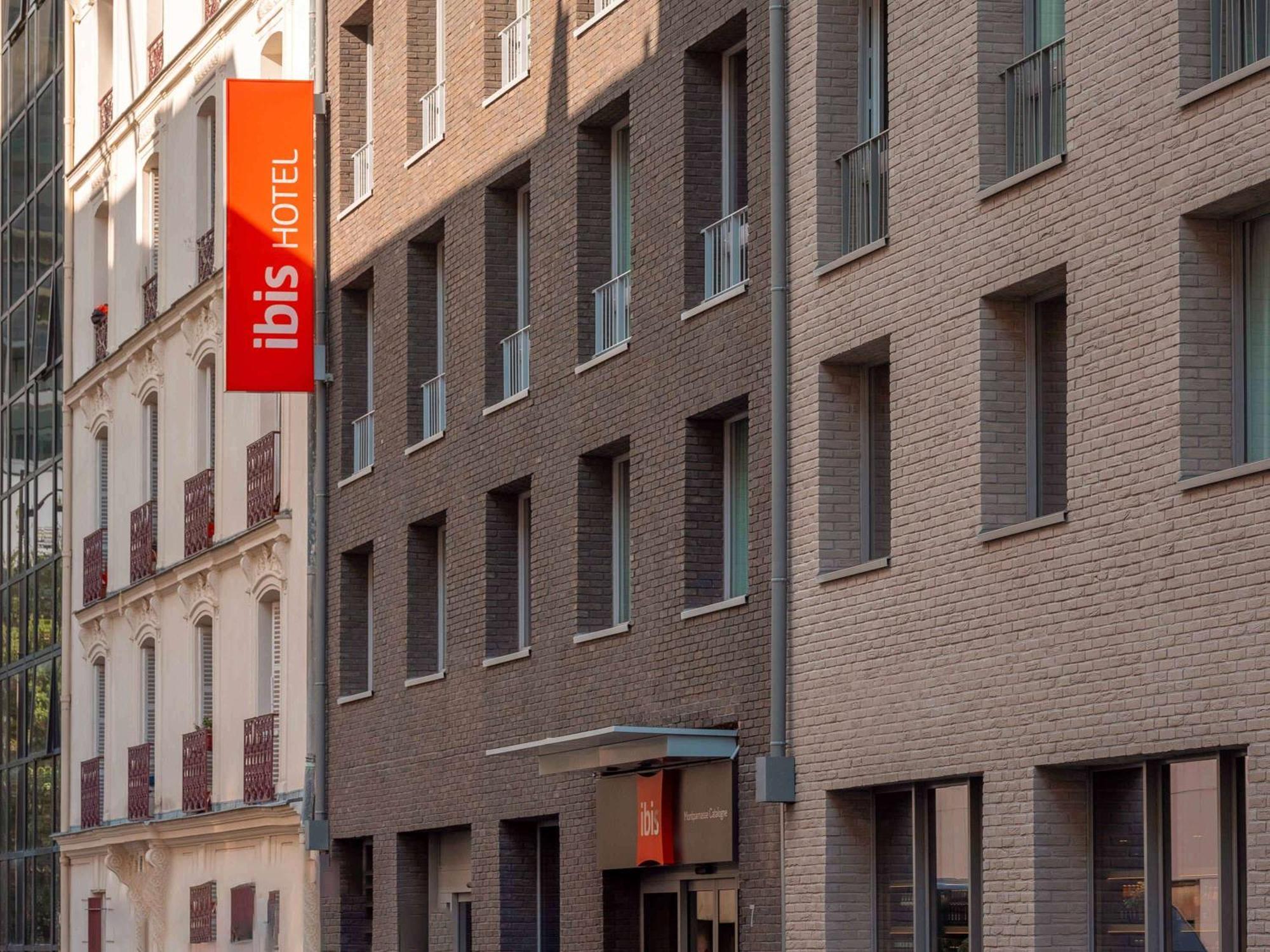 Ibis Paris Gare Montparnasse Catalogne Hotell Exteriör bild