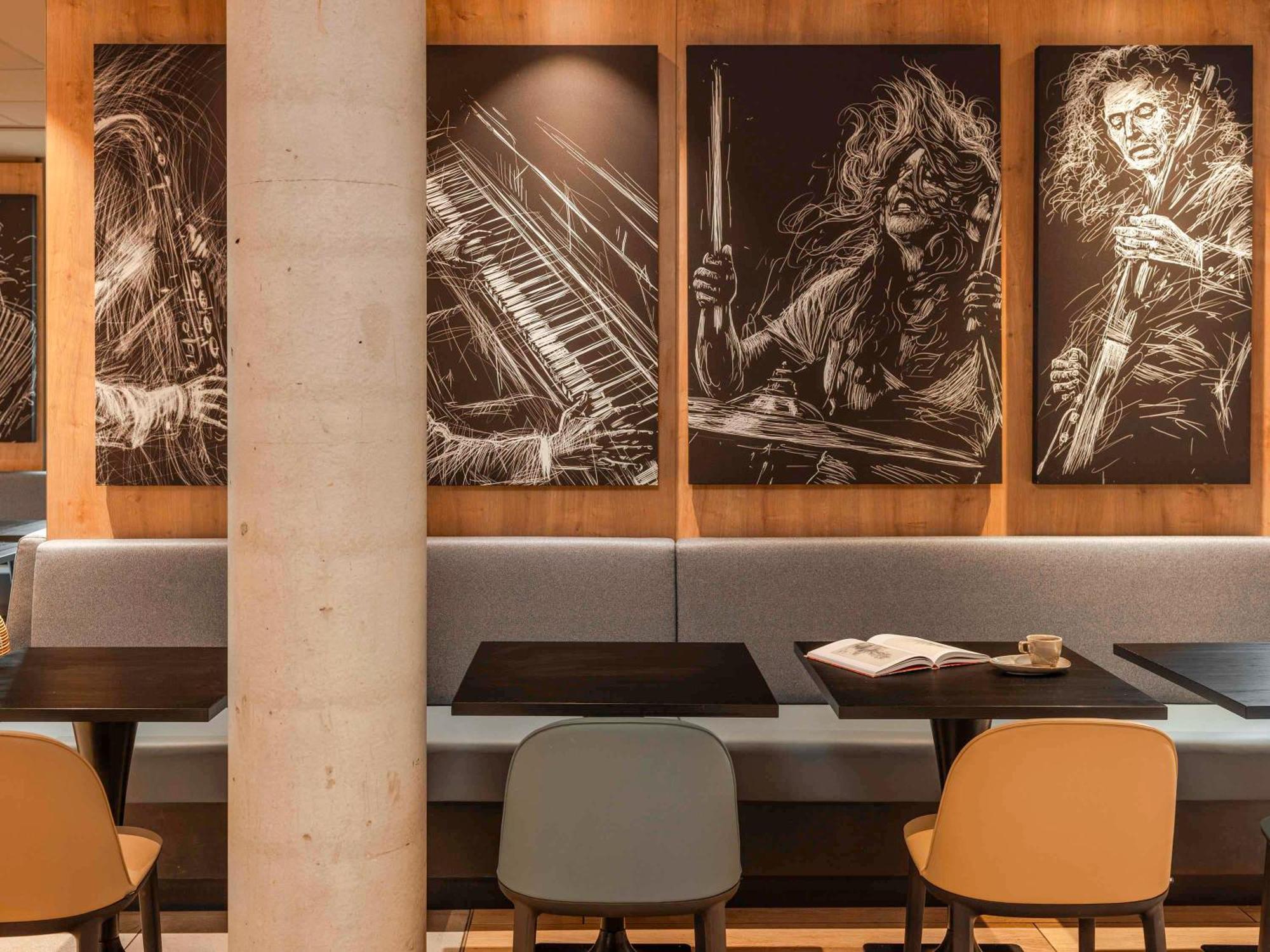 Ibis Paris Gare Montparnasse Catalogne Hotell Exteriör bild